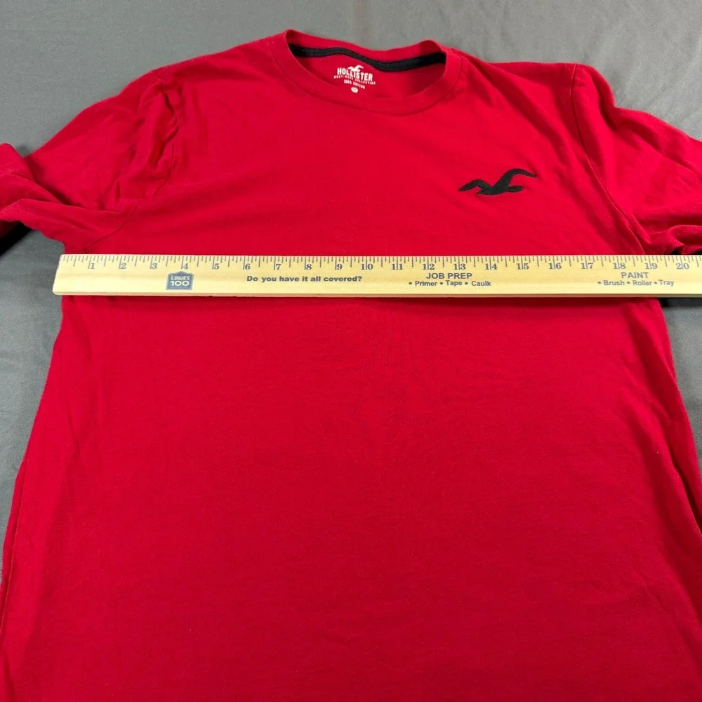 Hollister Mens Must-Have Collection Long Sleeve T-Shirt Red Logo Size M